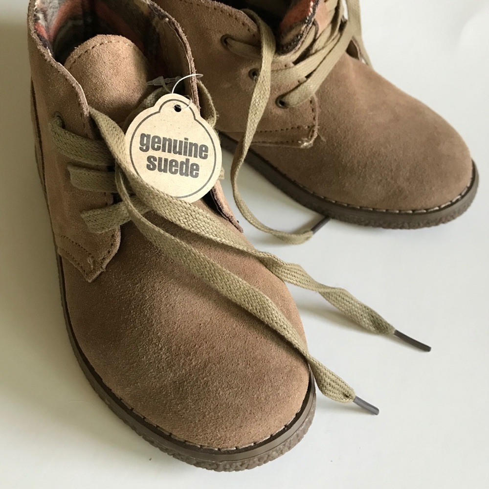 Kids light brown suede leather Cherokee Boots, sz1